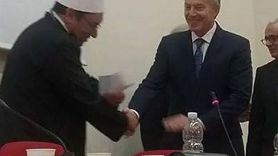بالصور.. توني بلير يرحب بمصطفى راشد مفتي أستراليا
