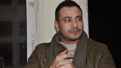 محمد نجاتي يواصل تصوير 