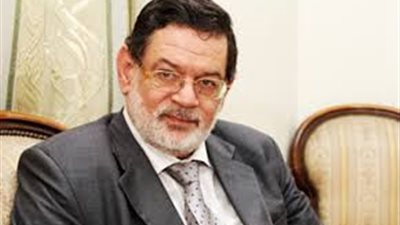 الخرباوي يكشف حيل لجان الإخوان الإلكترونية