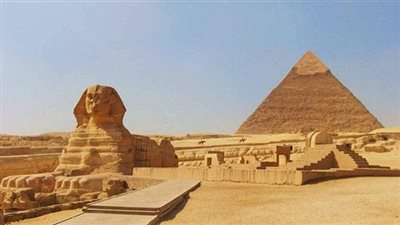 رويترز: إيرادات مصر من السياحة تقفز 212% في 9 أشهر وزيادة أعداد السياح 55% 