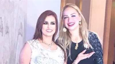 شاهد.. سيمون تغني أجمل ذكريات الثمانينات في حفل مكافحة سرطان الثدي