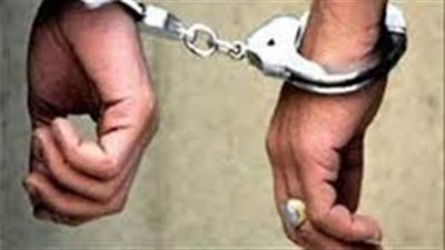 الأموال العامة تضبط شخصين لقيامهما بالنصب على المواطنين بغرض توظيفها