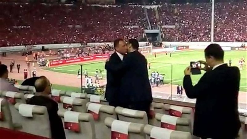 محمود طاهر و محمود