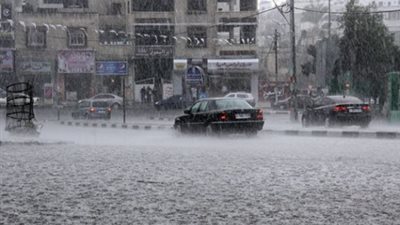 أمطار غزيرة توقف حركة الصيد بدمياط