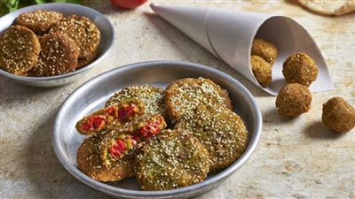 على الطريقة السورية.. طريقة عمل الطعمية بالحمص