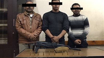 ضبط تشكيل عصابي تخصص في سرقة المواطنين بالإكراه بمنطقة السلام