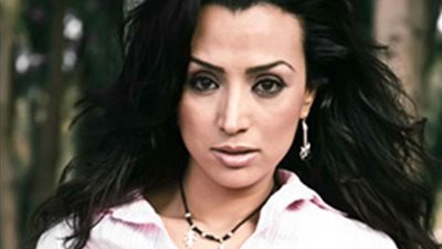 شاهد.. صفاء جلال تشعل 