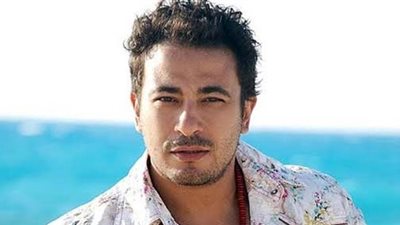 بالصور.. محمد نجاتي يعلن وفاة والده