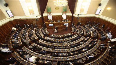 الجزائر ترد على إساءة العاهل السعودي