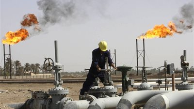 النفط يرتفع عند التسوية لأعلى مستوى منذ يونيو 2015
