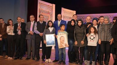بالصور.. نجاح جماهيري كبير في أولى أيام عرض 