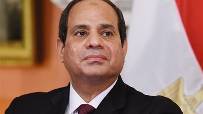 فيديو| اقبال كثيف من المواطنين على الشهر العقاري لتحرير توكيلات انتخابات الرئاسة 2018