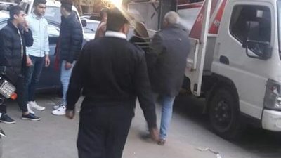 صور| رفع الإشغالات بحي الزيتون 
