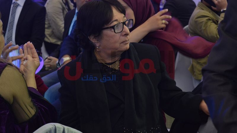 الفنانة سميرة عبد