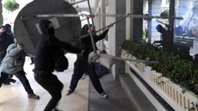 اقتحام فيلا معد برامج بالإذاعة والتليفزيون 