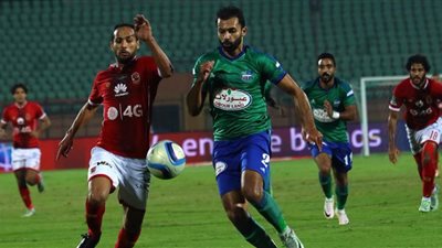 التعادل السلبي يسيطر على مباراة الأهلي والمقاصة بعد مرور 15 دقيقة