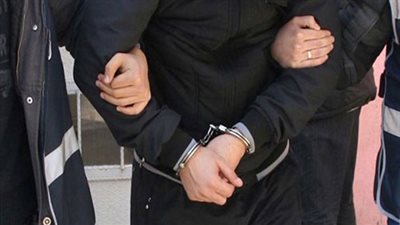 سقوط عاطل وبحوزته حشيش وأقراص مخدرة ببنها