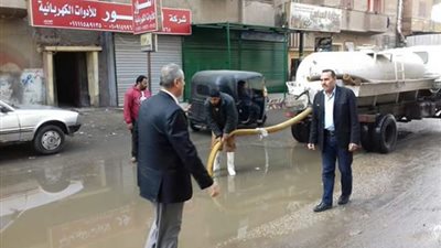 غلق المحلات التجارية وركود في حركة البيع والشراء بسبب الأمطار بالقليوبية