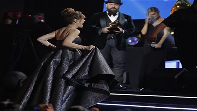 ليزا لويب تحصد جائزة أفضل ألبوم للأطفال في 