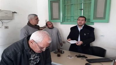 صور| إحالة 3 أطباء بالوحدة الصحية بـ 