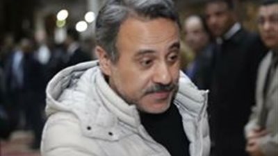 صور| سامي مغاوري وإيهاب فهمي وحجاج عبد العظيم في عزاء محمد متولي