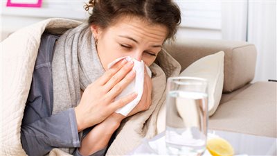 فيديو| 8 وصفات منزلية طبيعية لعلاج أمراض الشتاء