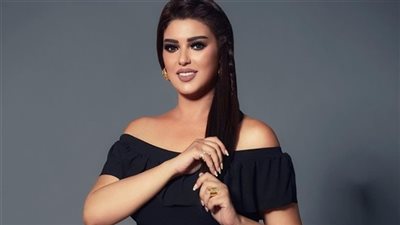 ابنة فيفي عبده تبهر متابعيها بجلسة تصوير مثيرة