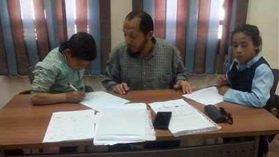الإدارة التعليمية بطهطا تتابع صعوبات التعلم بـ