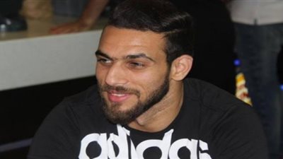 الإسماعيلي يوقع غرامة مالية على أحمد دويدار