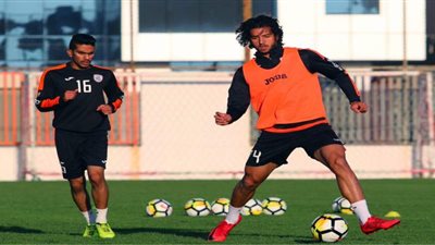 عمرو بركات يقود الشباب أمام النصر 