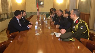 سامح شكري يلتقي سعد الحريري على هامش مؤتمر روما الثاني لدعم الأمن اللبناني