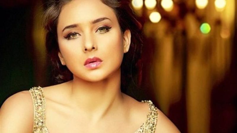 الفنانة نيلي كريم