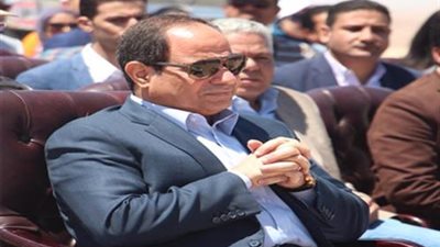 السيسي يتفقد المزارع السمكية بمنطقة مشروعات شرق بورسعيد