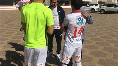 صور| طارق يحيى يظهر في الزمالك 