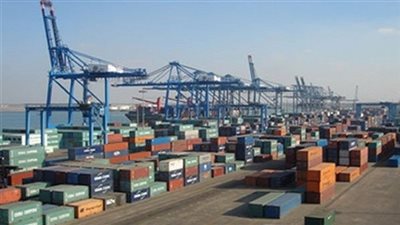 ميناء دمياط يستقبل 7 سفن حاويات وبضائع عامة خلال 24 ساعة 