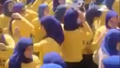 فيديو| رقص مجموعة من الفتيات في كلية التربية يثير السوشيال ميديا
