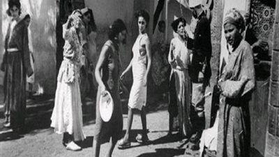 5 مهن عملت بهم المرأة في مصر زمان تعرفوا عليها