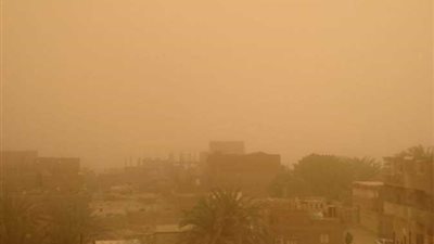 غرفة عمليات لمتابعة تطورات العاصفة الترابية بالوادي الجديد