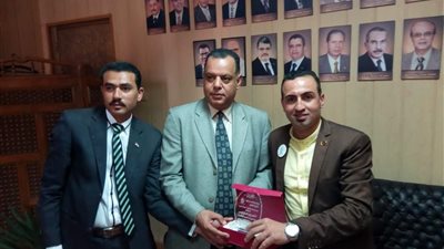 صور| احتفالية كبرى لتكريم أمهات الشهداء والأمهات المثاليات بجامعة المنصورة