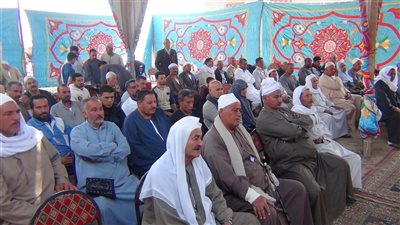 صور| وكيل وزارة الزراعة بالبحيرة يفتتح اليوم الحقلى لمحصول القمح