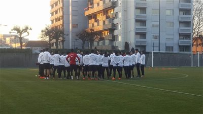 المنتخب المصري يخوض تدريباته استعدادًا لمواجهة اليونان