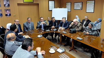 تشكيل لجنة لاختيار عميد كلية الطب بجامعة المنصورة