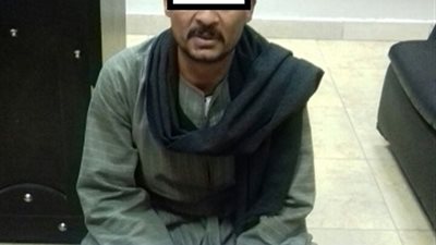 قبل الوصول لتوزيع بضاعته.. المباحث تضبط تاجر حشيش بمحطة قنا