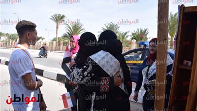 انتخابات الرئاسة 201|صور.. إقبال بلجنة الرجال بمدرسة الأمل الرسمية بمدينة الطور
