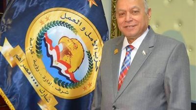 قبيل بدء التصويت.. رئيس حزب الأمل والعمل يدعو المصريين للمشاركة في الانتخابات