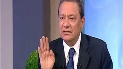 كرم جبر يدلي بصوته في انتخابات الرئاسة 2018 بالتجمع الخامس