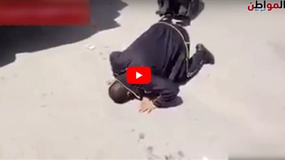 مواطن يقبل السيسي بعد الإدلاء بصوته في الانتخابات المصرية 2018 