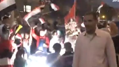 فيديو| المواطنون يحتفلون عقب ادلائهم بأصواتهم في انتخابات الرئاسة 2018
