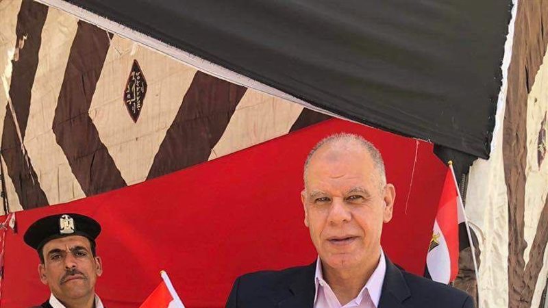 أيمن حافظ