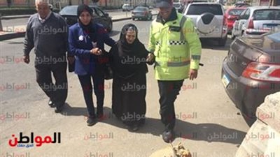 صور| سيدة بين شابين.. مصر تخطو نحو المستقبل في انتخابات الرئاسة 2018